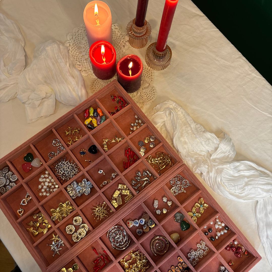 15/11/2025- Teen Charm Jewellery Workshop 12-1:30pm